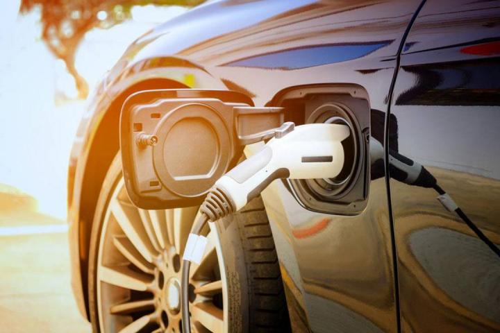 Nous installons des bornes de recharge pour tous les types de véhicules.