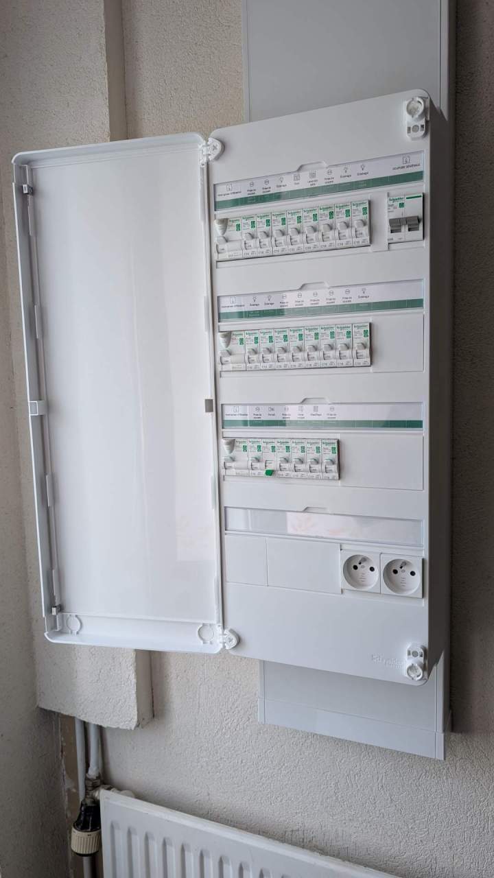 Remplacement tableau électrique à Ecrainville