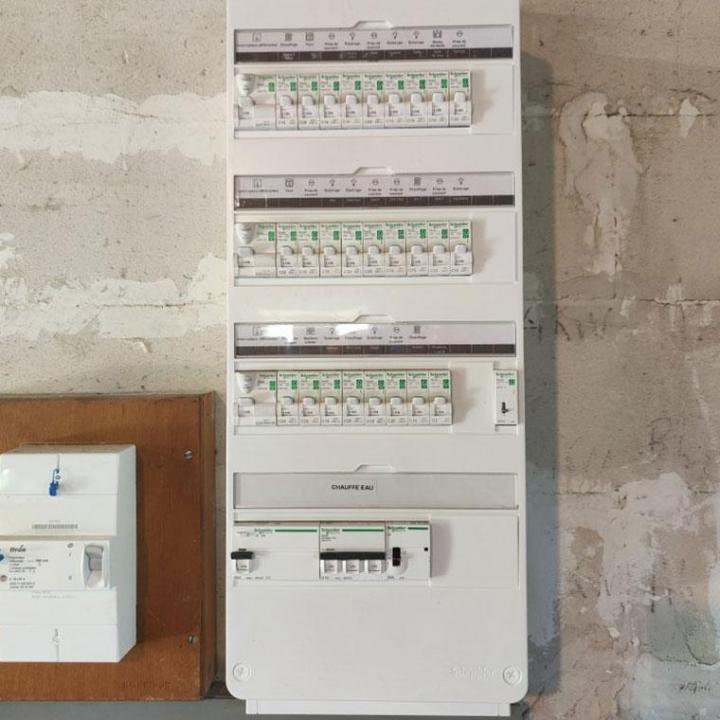 Mise aux normes d'un tableau électrique Goderville